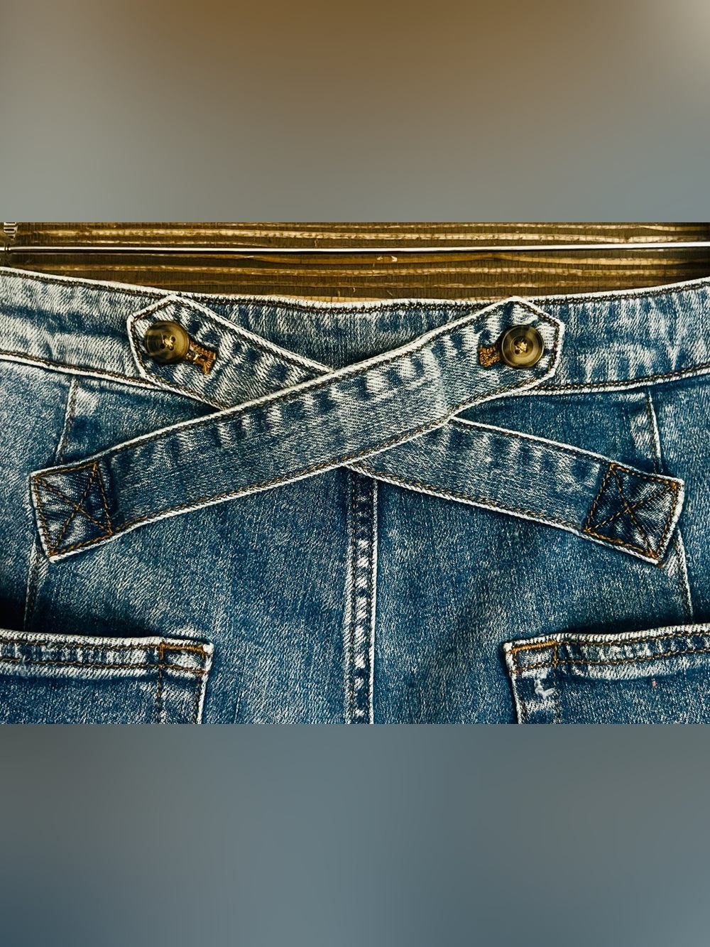 🔥RARE🔥Pilcro Myra Tapered Barrel Jeans Ankle Med Blue Wash 32T Viral - Picture 9 of 17